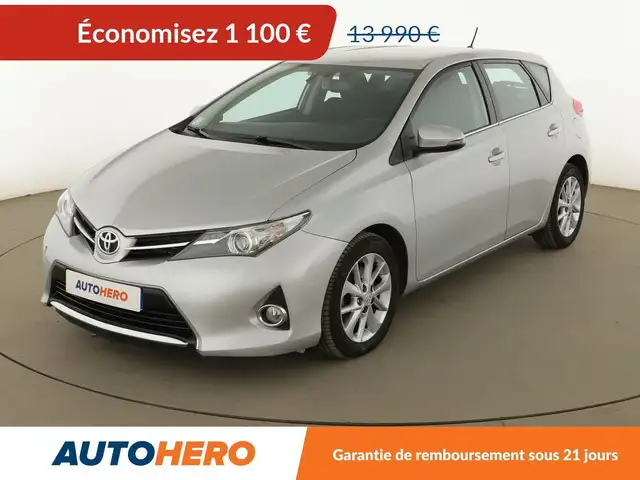 Toyota Auris 2.0 D-4D Dynamic