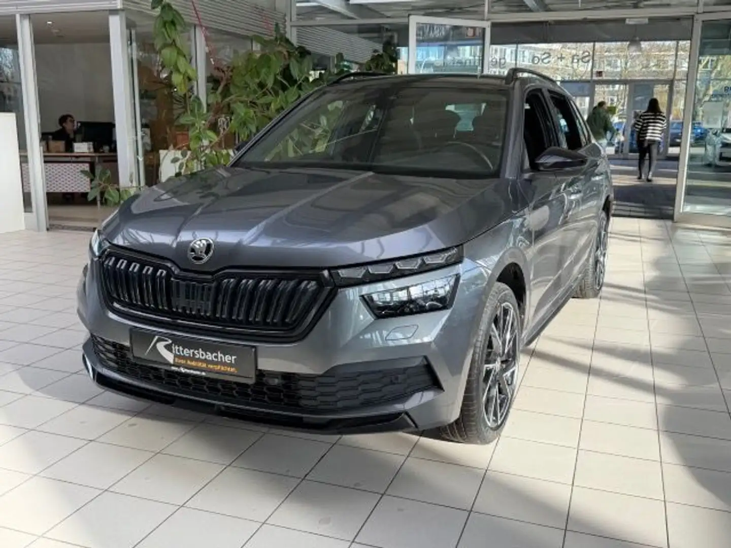 Skoda Kamiq Monte Carlo 1.5 TSI DSG Navi AHK Kamera Grau - 2
