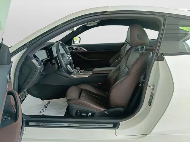 BMW 4 Series view 8