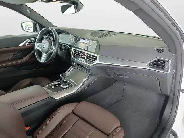 BMW 4 Series view 10