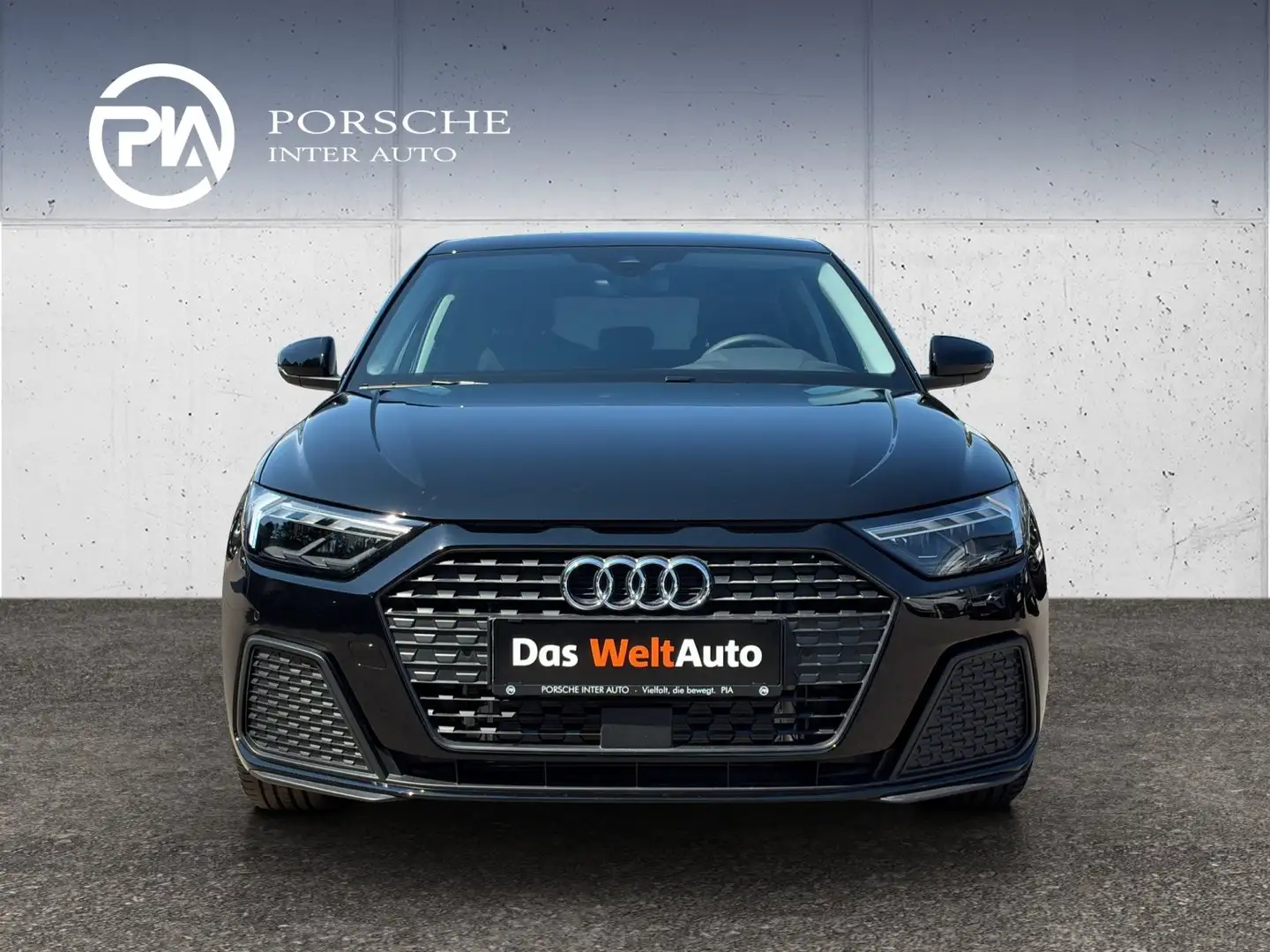 Audi A1 25 TFSI intense Schwarz - 2