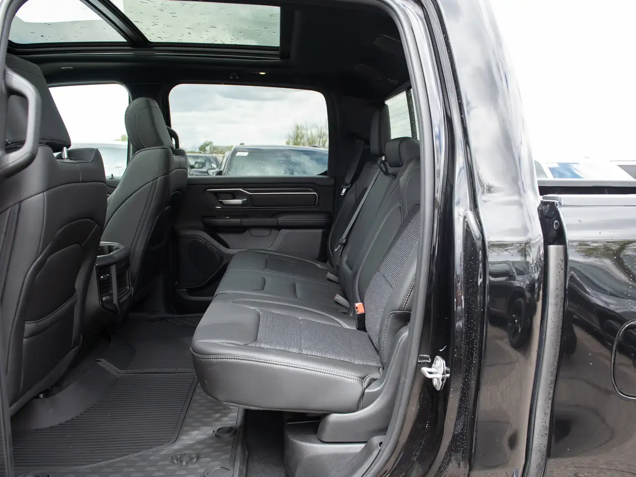 RAM 1500 fotografie RAM 1500