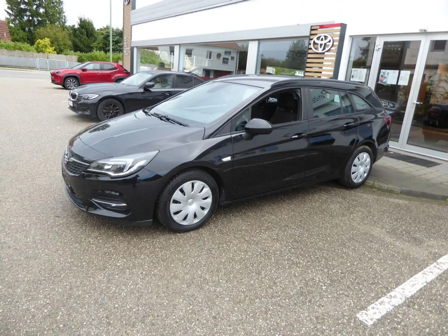 Opel Astra Sports Tourer 1,5d *NAVI*KAMERA* Schwarz - 2