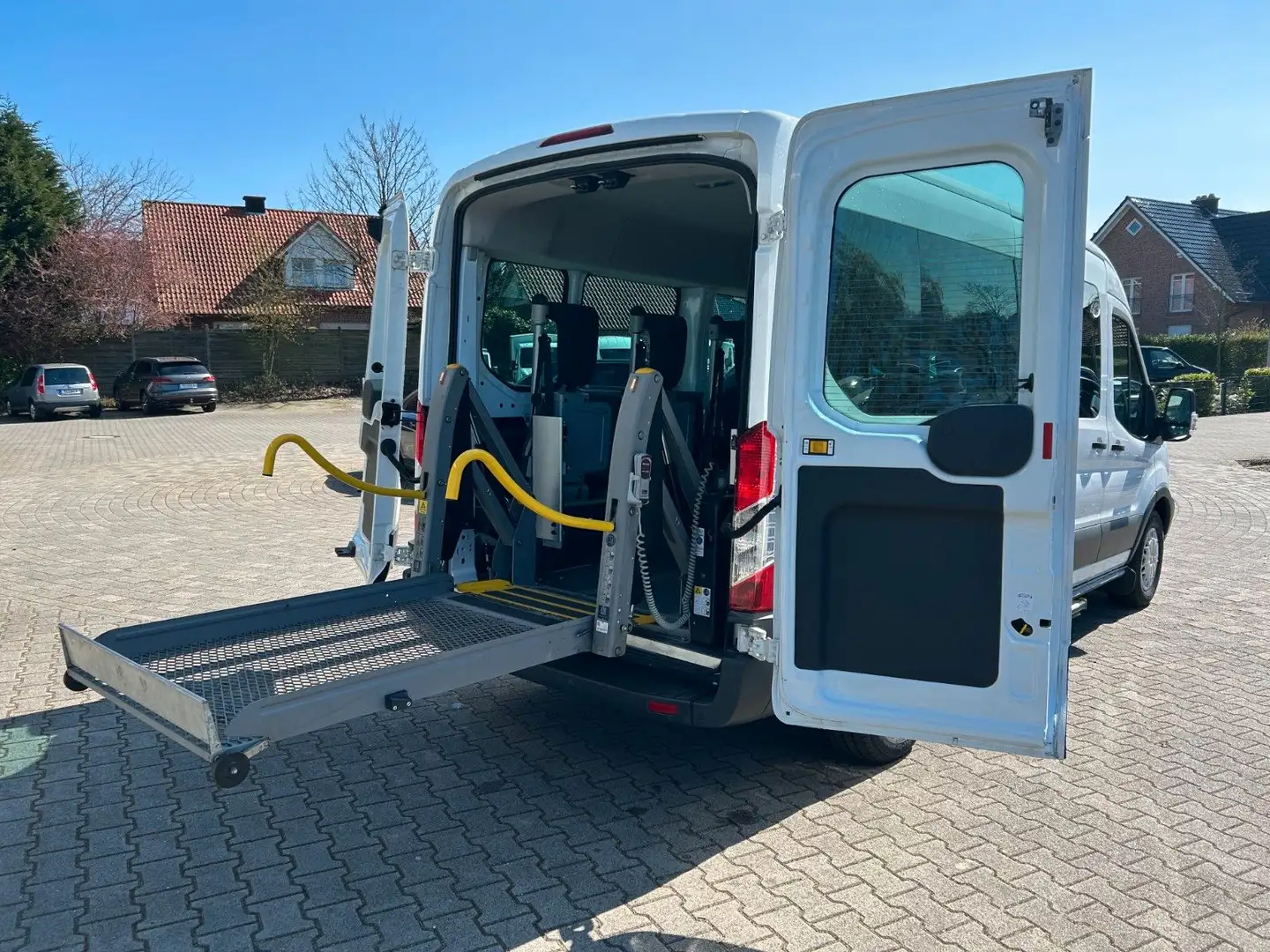 Ford Transit L3 Behinderteng/Schnierle/Rampe/Lift Weiß - 1