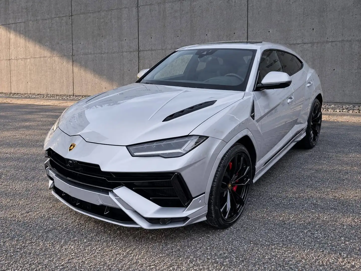 Lamborghini Urus Urus S Akrapovic Silber - 1