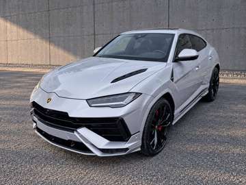 Urus S Akrapovic