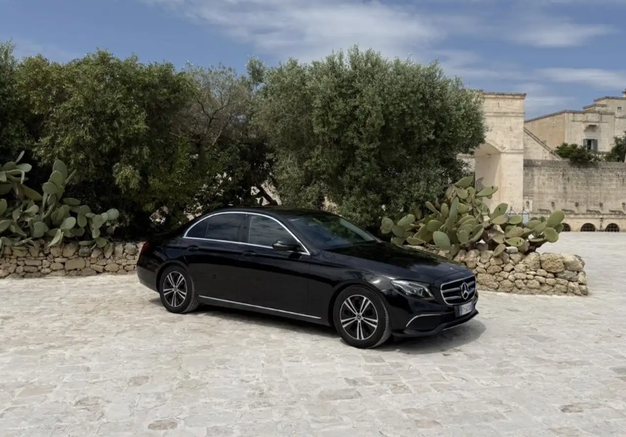 Mercedes-Benz E 200