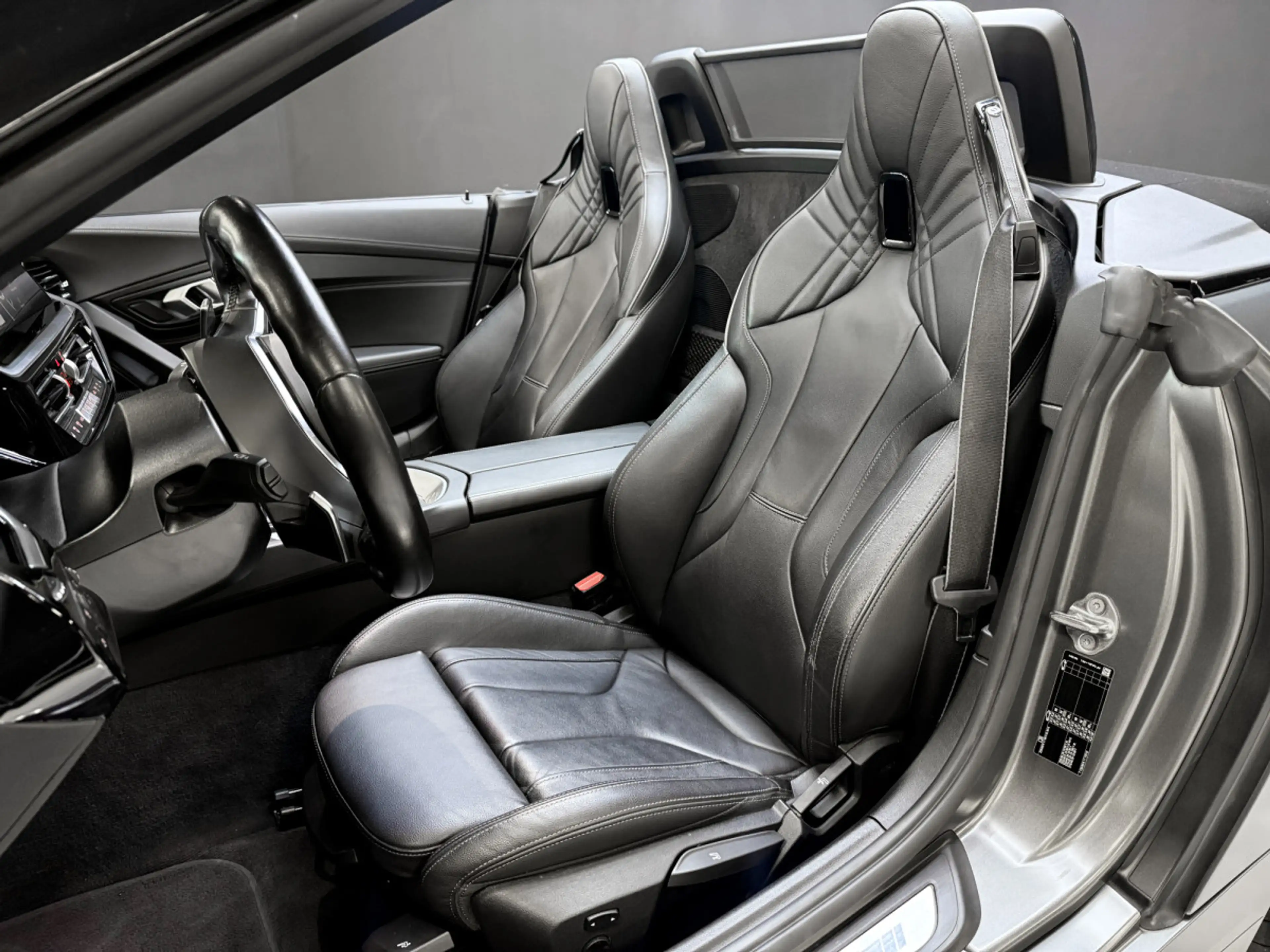 BMW Z4 M M40i — photo 13