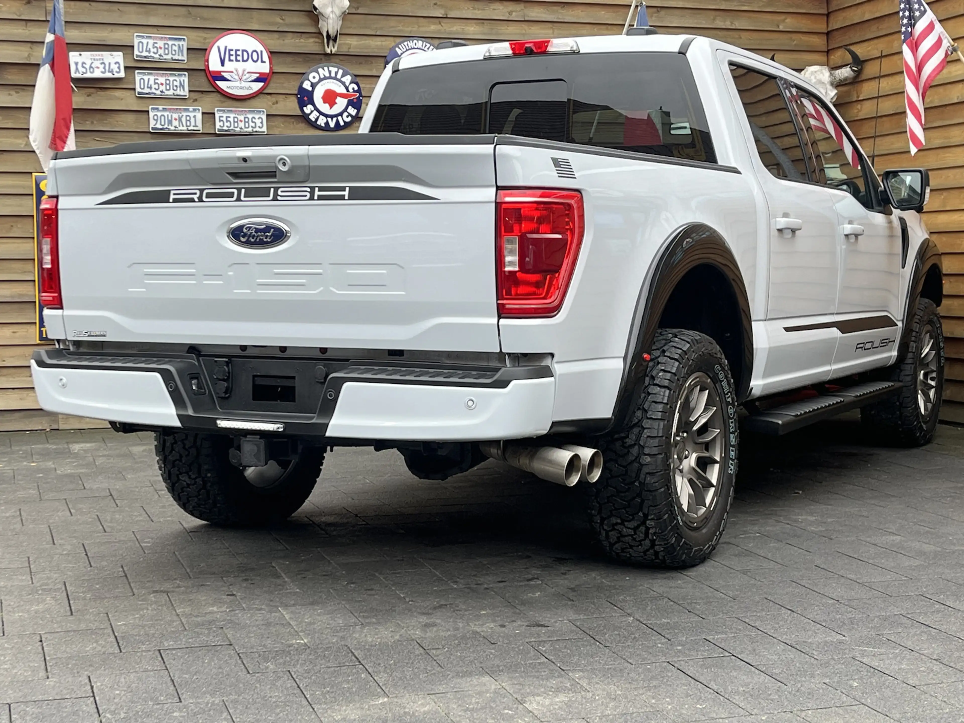 Ford F 150 5.0L ROUSH 4x4 Leder CarPlay AHK 360° — photo 14