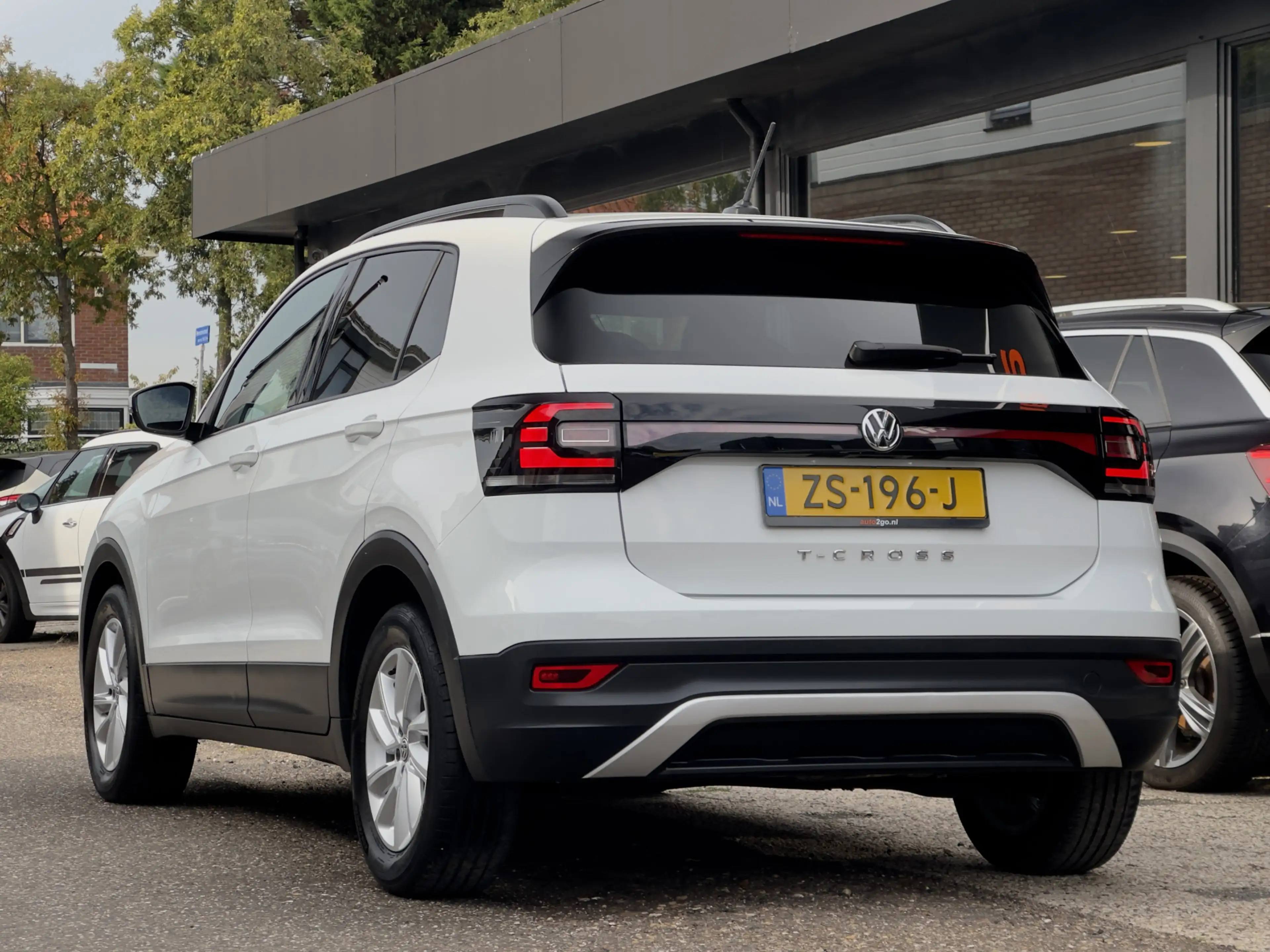 Volkswagen T-Cross 1.0 TSI LIFE NAVI APPLE-CARPLAY LED LMV PDC — photo 4