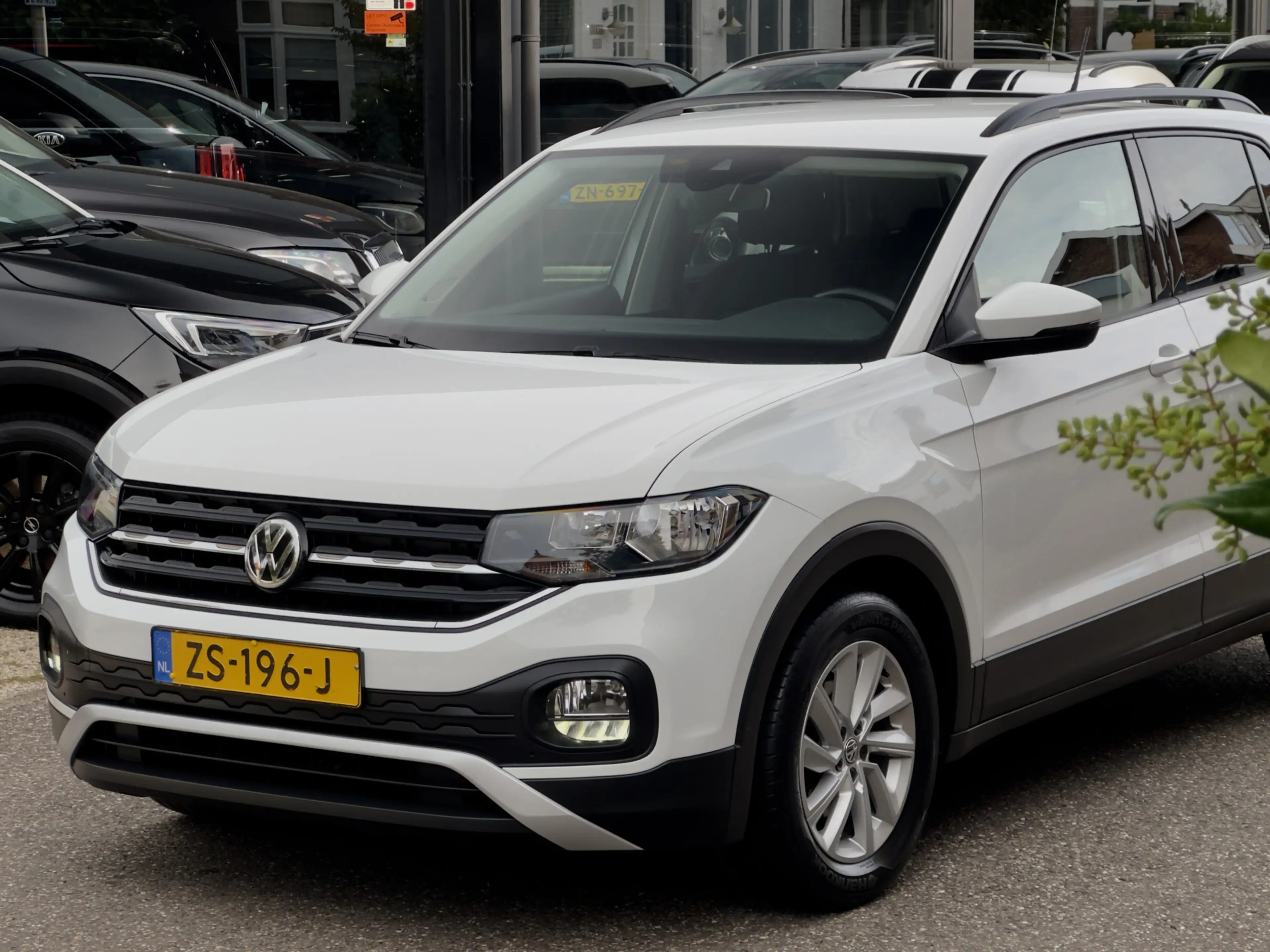 Volkswagen T-Cross 1.0 TSI LIFE NAVI APPLE-CARPLAY LED LMV PDC — photo 10
