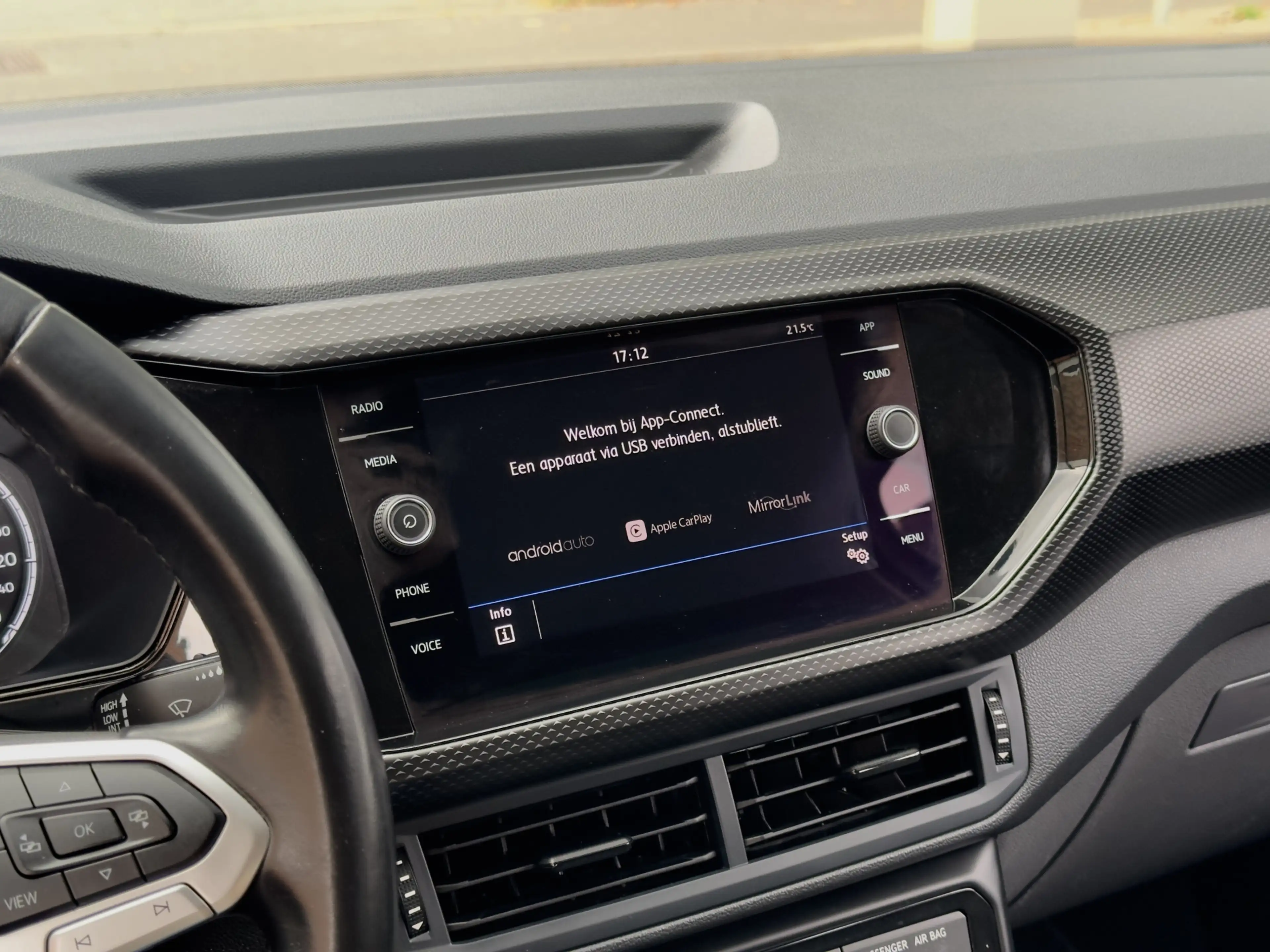 Volkswagen T-Cross 1.0 TSI LIFE NAVI APPLE-CARPLAY LED LMV PDC — photo 7