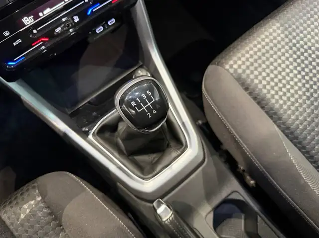 Volkswagen T-Cross view 15