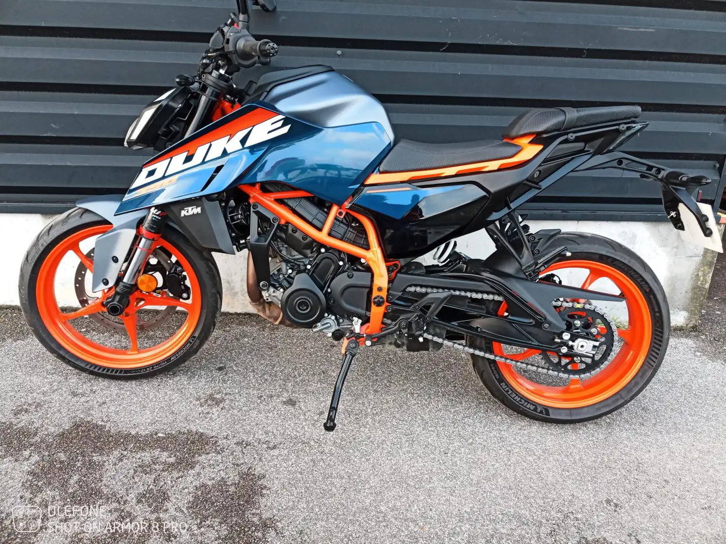 KTM 390 Duke - 1
