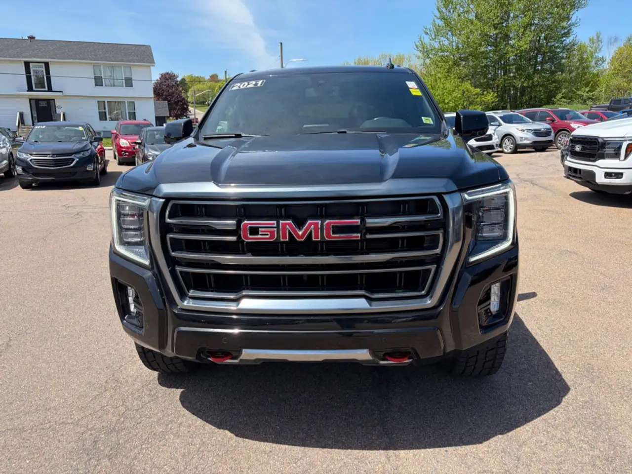 GMC Yukon снимка GMC Yukon