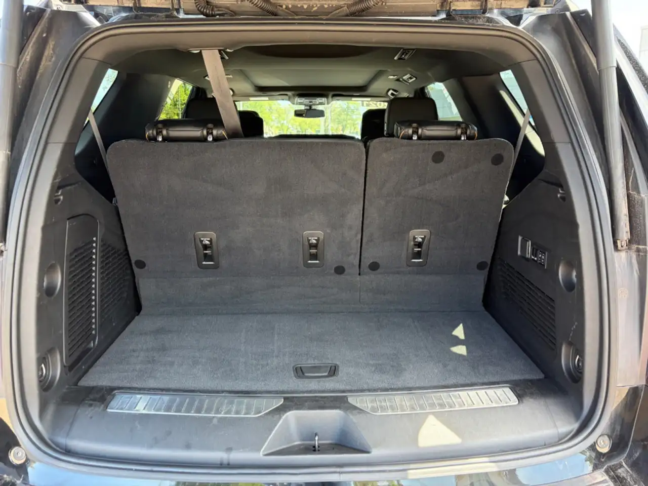 GMC Yukon снимка GMC Yukon