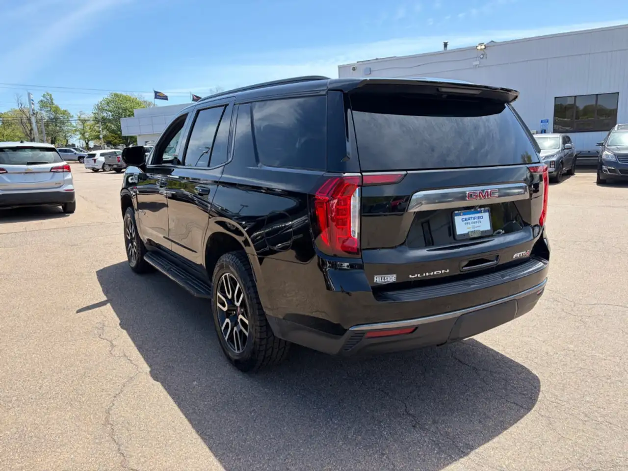 GMC Yukon снимка GMC Yukon