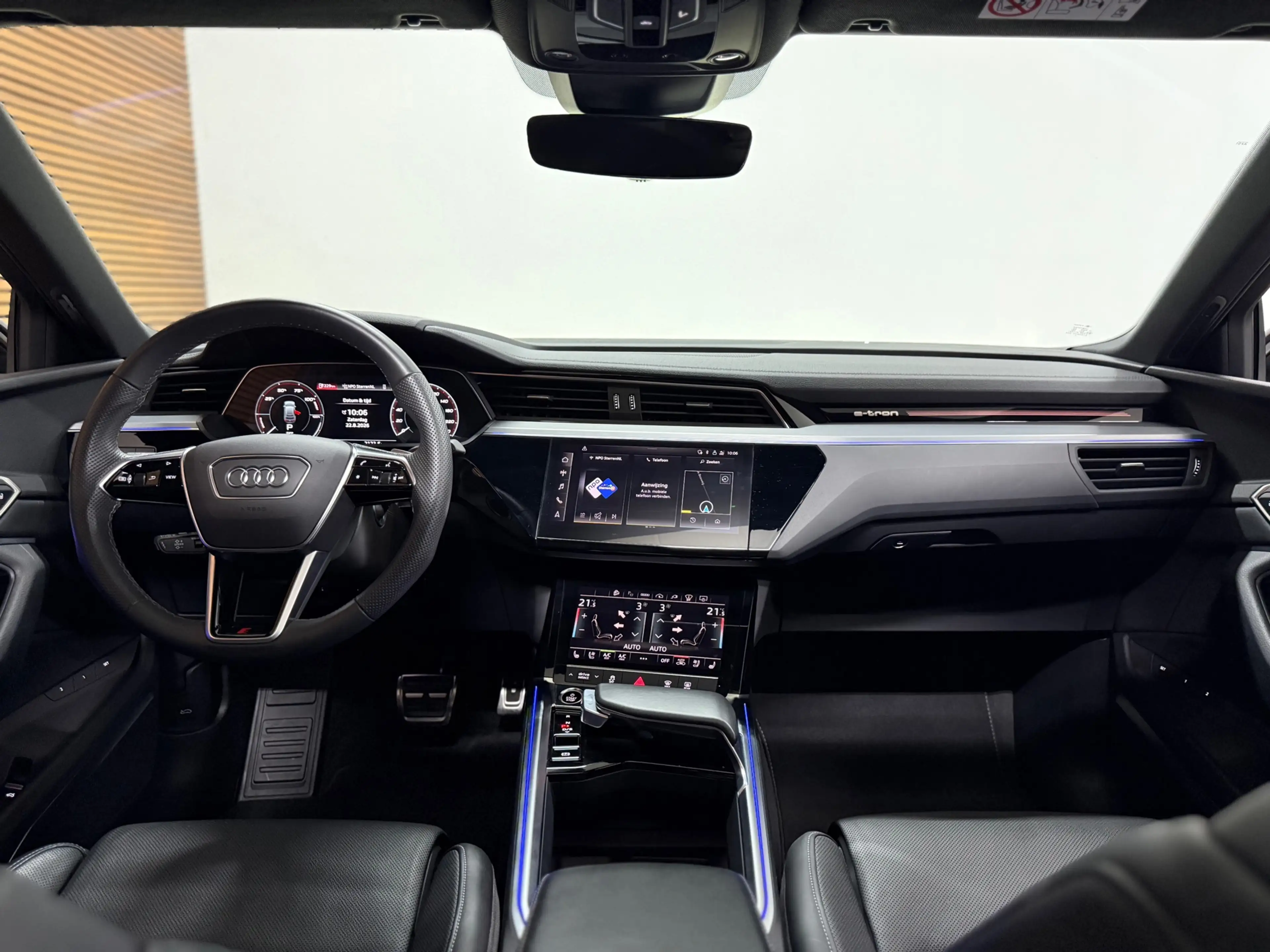 Audi Q8 e-tron Sportback 50 quattro S Edition 95 kWh | Pano | B&O — photo 6