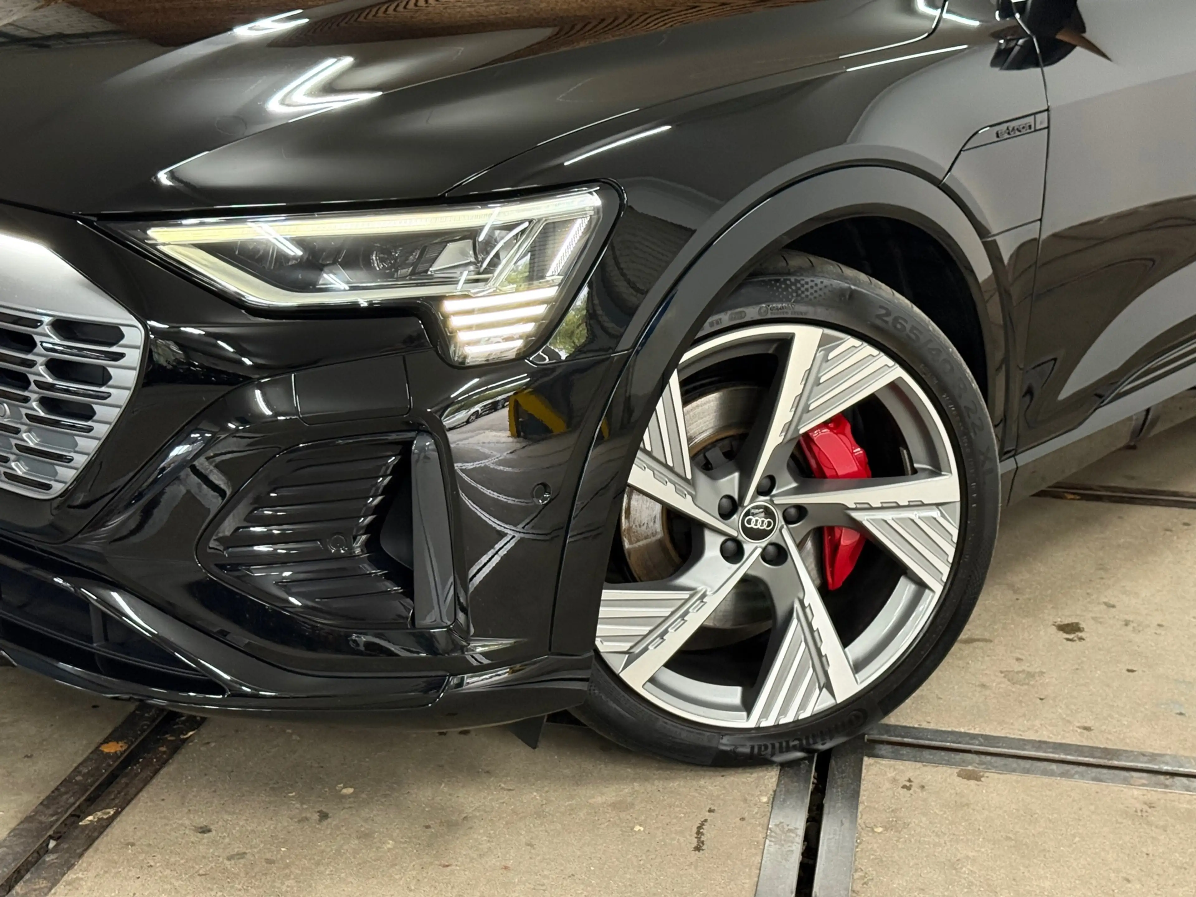 Audi Q8 e-tron Sportback 50 quattro S Edition 95 kWh | Pano | B&O — photo 10