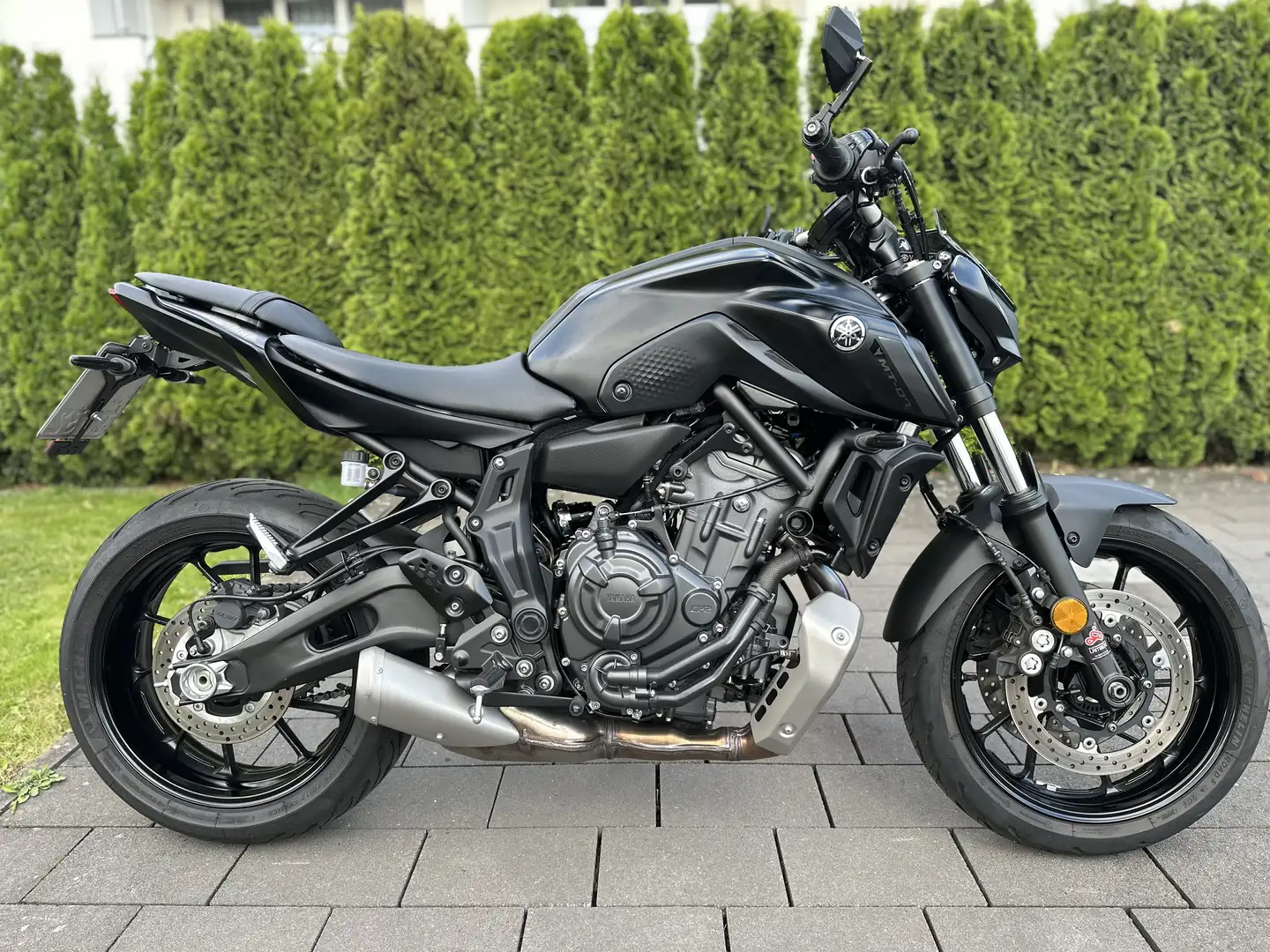 Yamaha MT-07 MTN690 Schwarz - 1