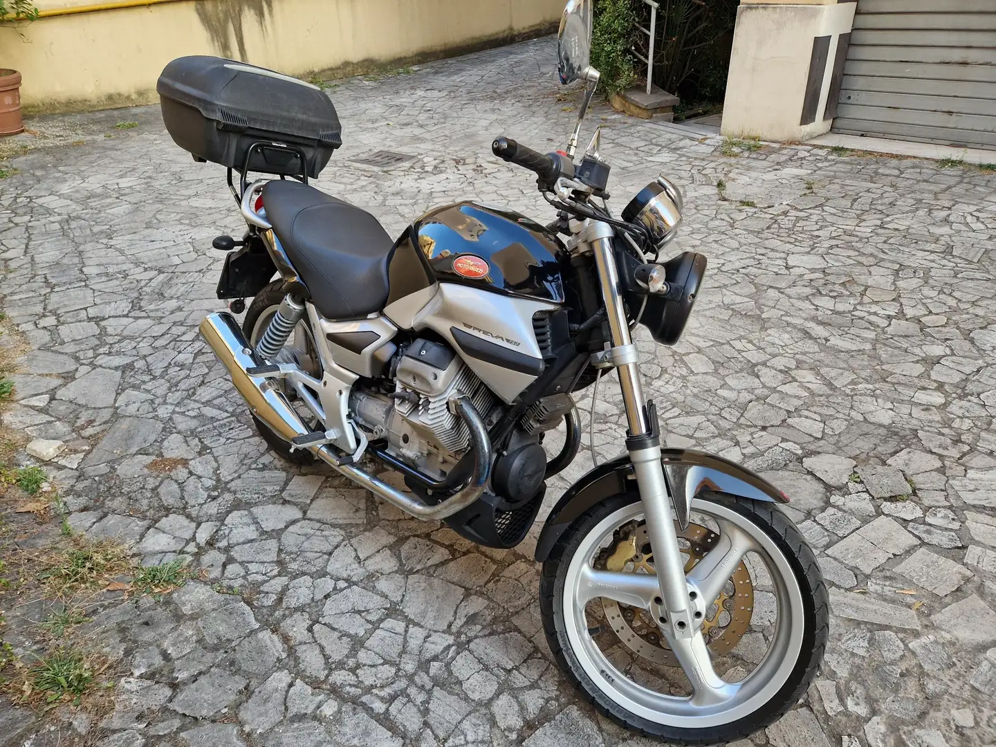 Moto Guzzi Breva 750 Negro - 1