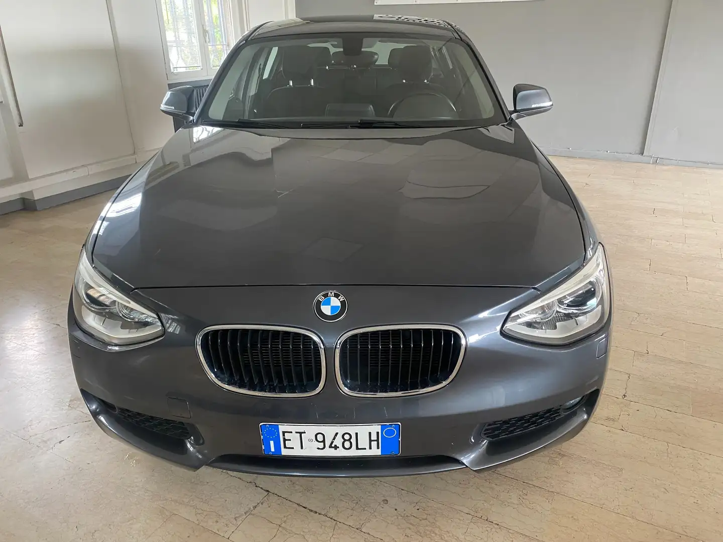 BMW 114 114d 5p Unique Grigio - 2