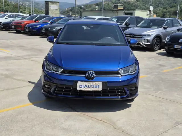 Volkswagen Polo view 2