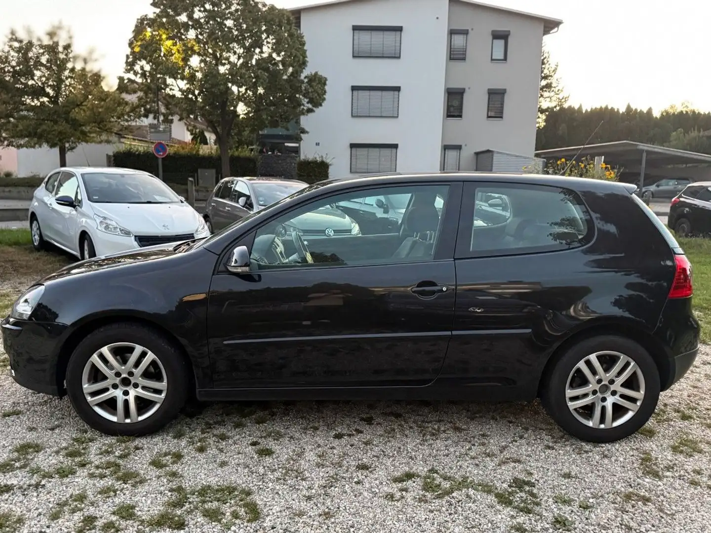 Volkswagen Golf V Lim. Edition Schwarz - 2