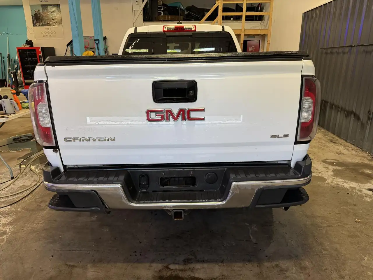 GMC Canyon photo GMC Canyon