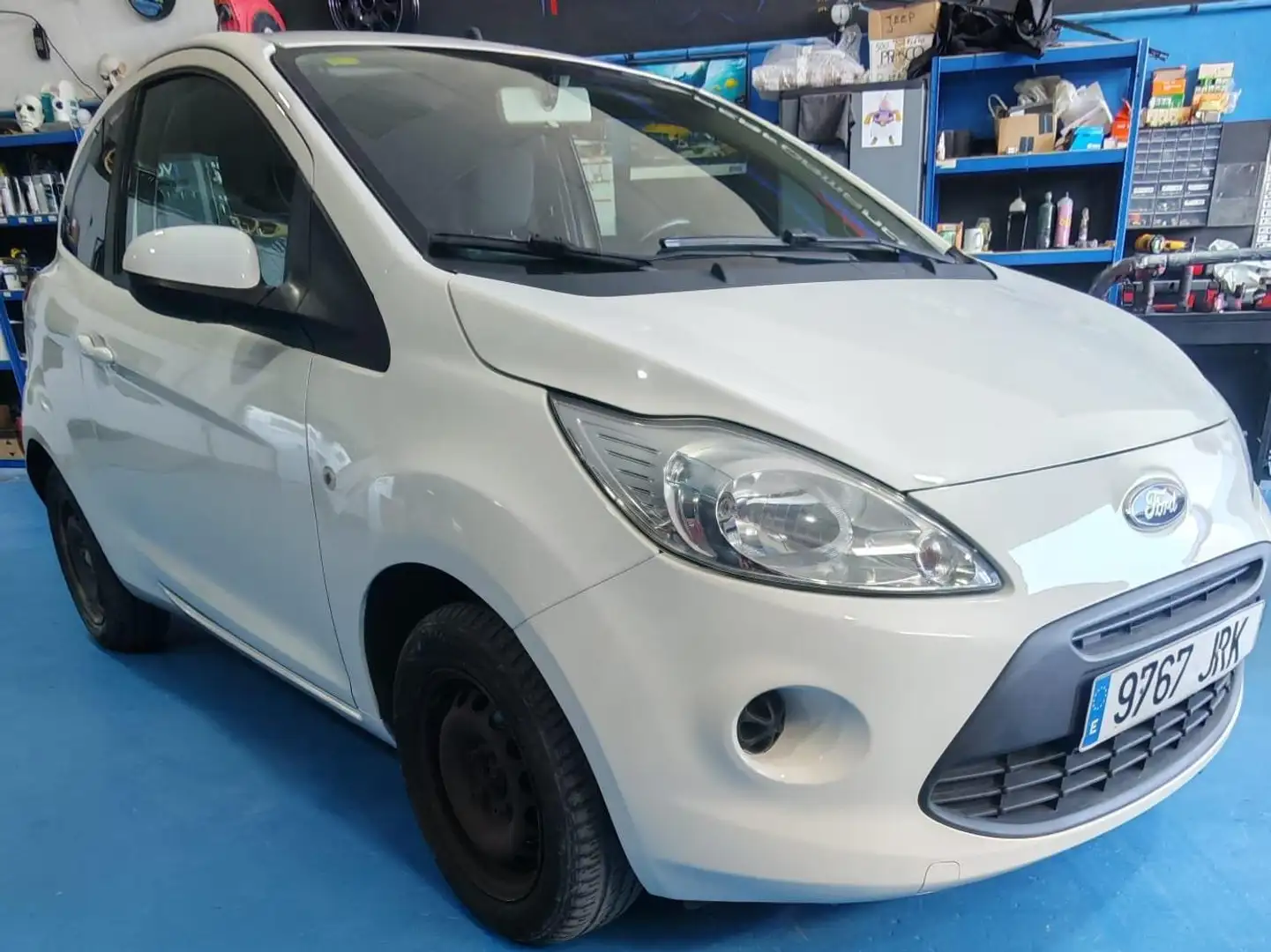 Ford Ka/Ka+ Ka 1.20 Auto-S Blanco - 2
