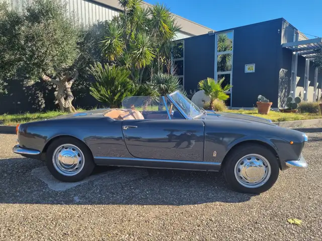 Alfa Romeo Giulia Spider 1600