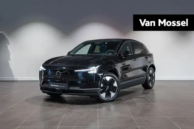 Volvo EX30 Single Motor Extended Range Core