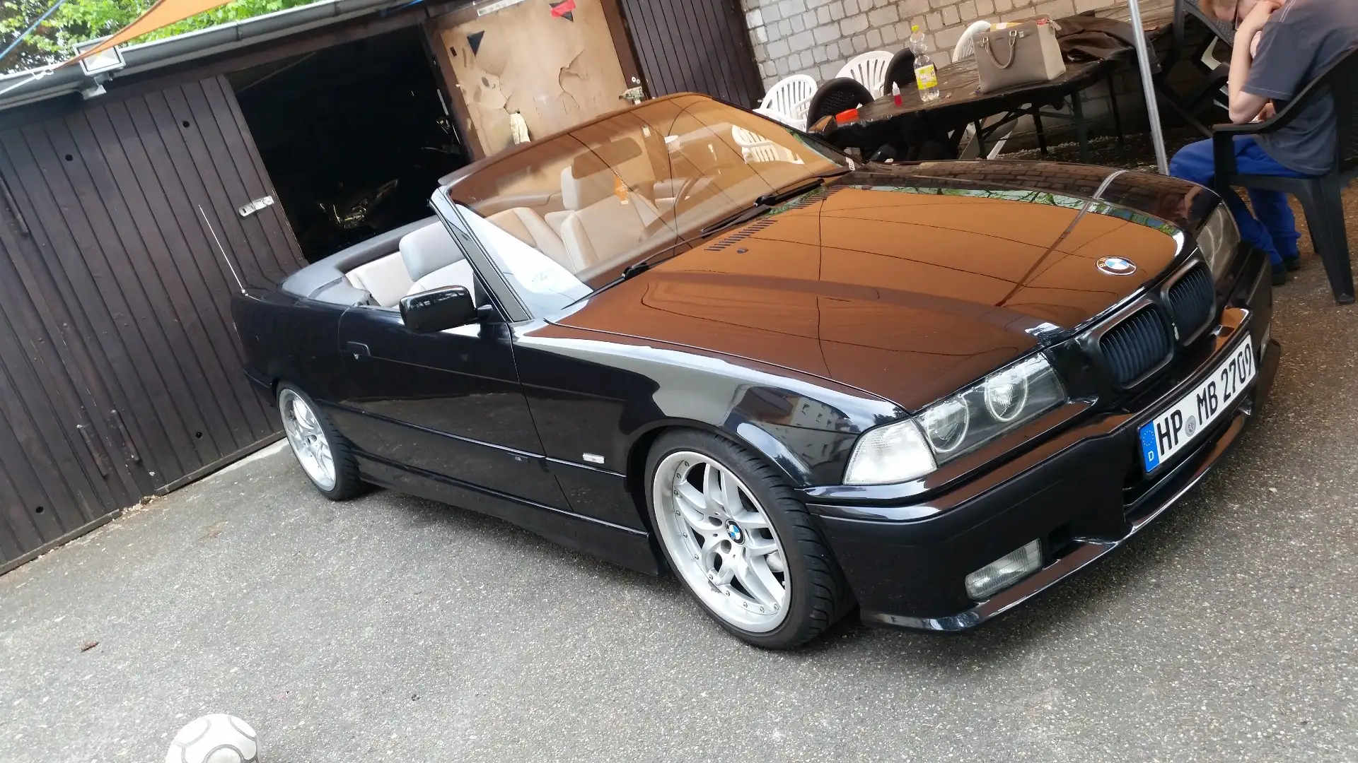BMW 320 ☀️ BMW E36 320i Cabrio (Automatik) Noir - 1