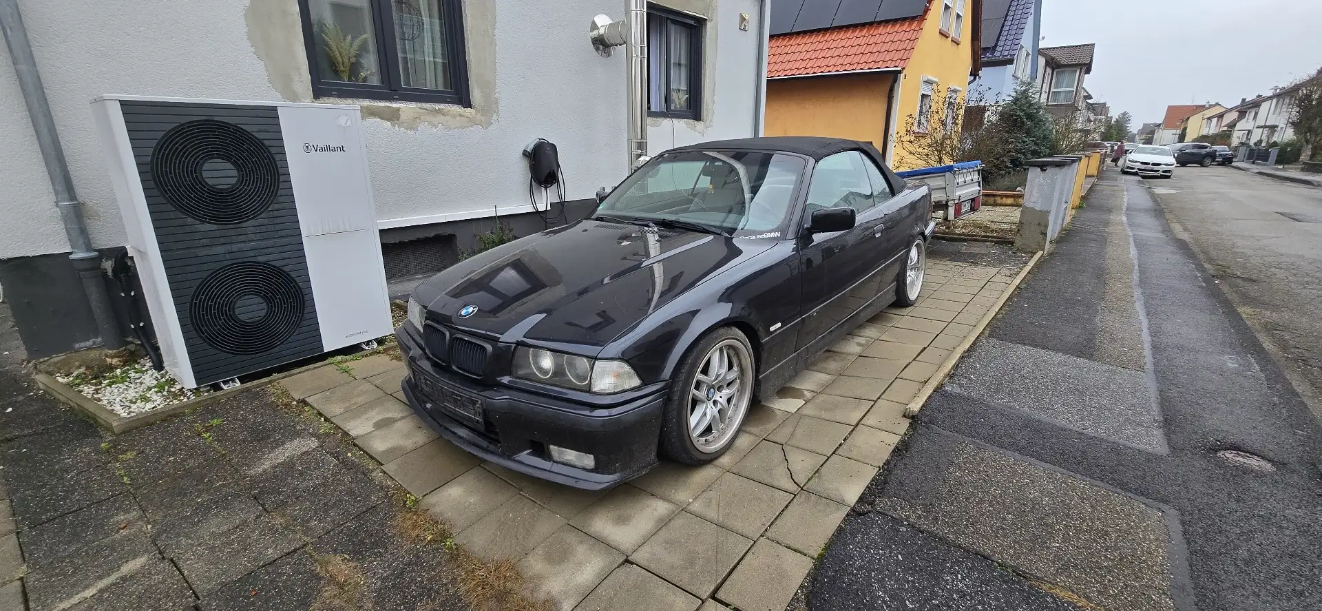BMW 320 ☀️ BMW E36 320i Cabrio (Automatik) Noir - 2
