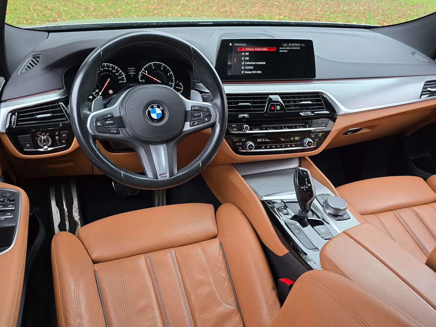 BMW 620 M Sport Pack - LIKE NEW - BMW History Gris - 2