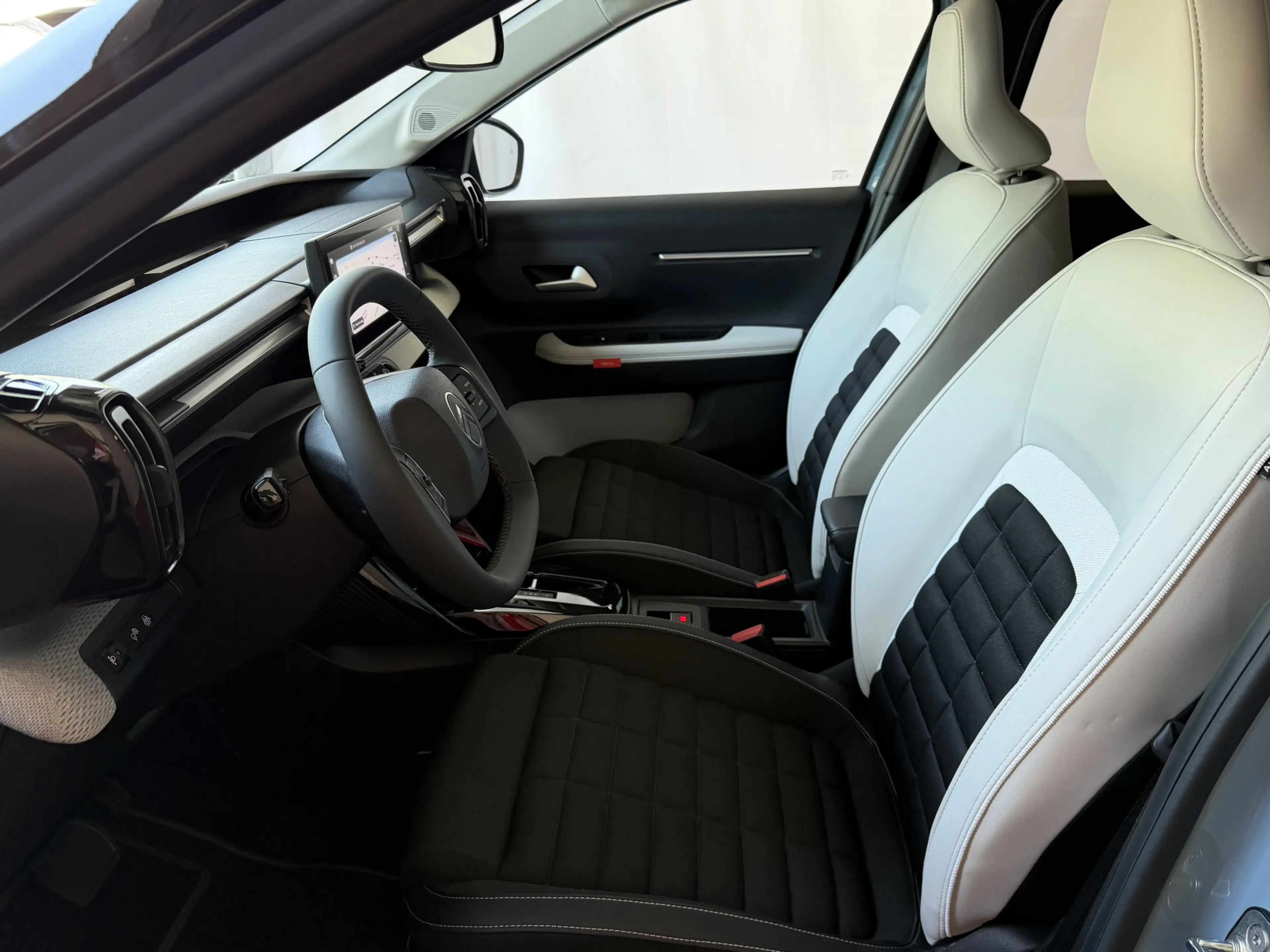 Citroen C3 Aircross Hybrid zonder stekker 145pk Automaat MAX | Nieuwst — photo 17