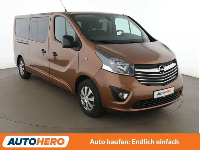 Opel Vivaro view 8
