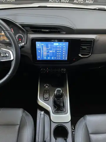 DR Automobiles DR4.0 view 13