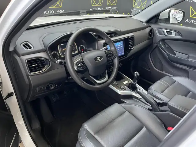 DR Automobiles DR4.0 view 8