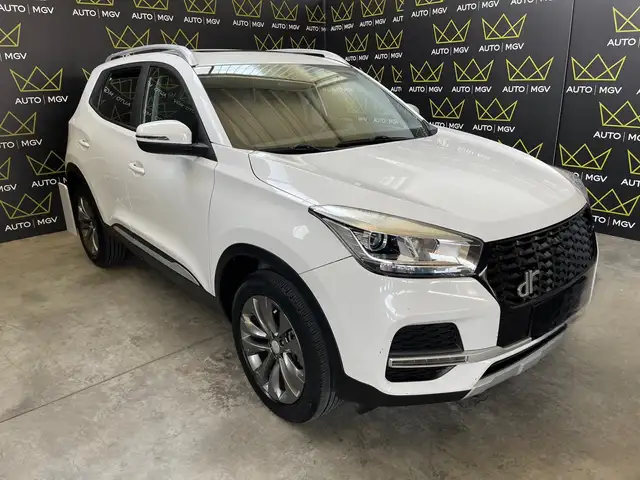 DR Automobiles DR4.0 view 3