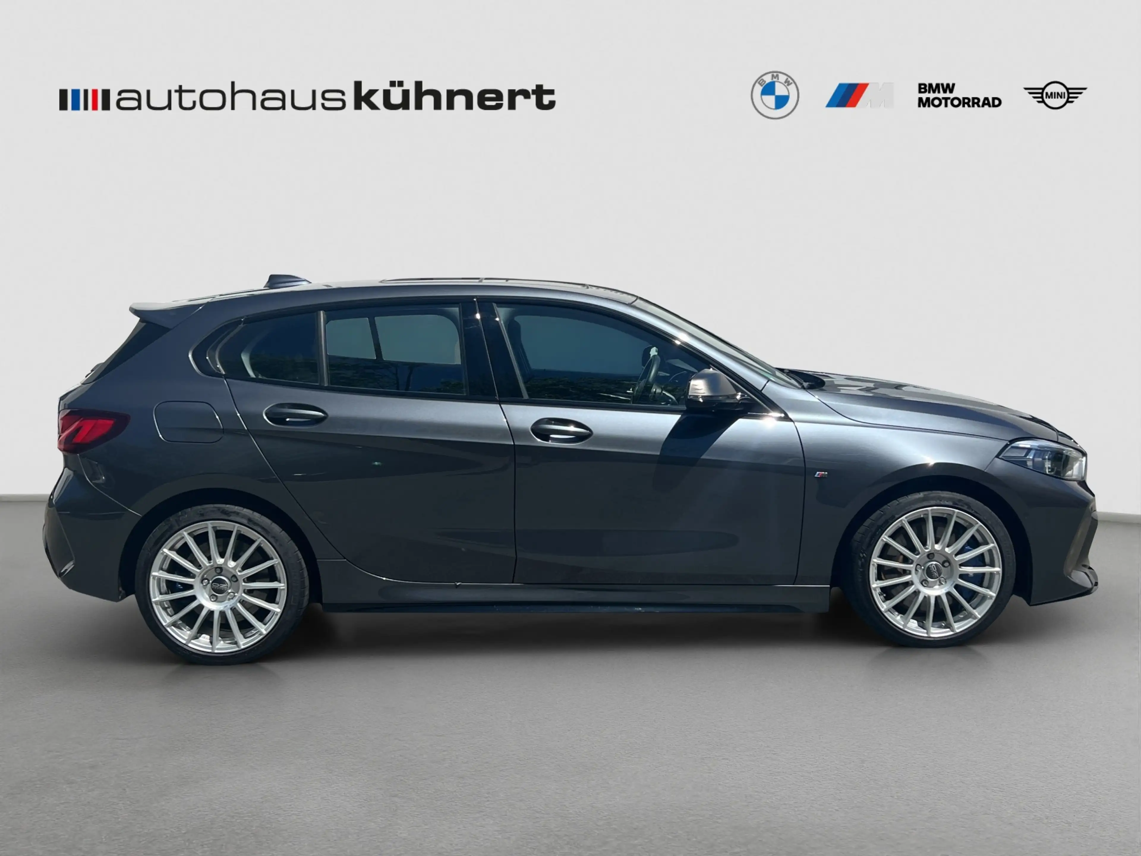 BMW M1 i xDrive ad. Fw. Apple PanoSD SpurAss Temp. — photo 8