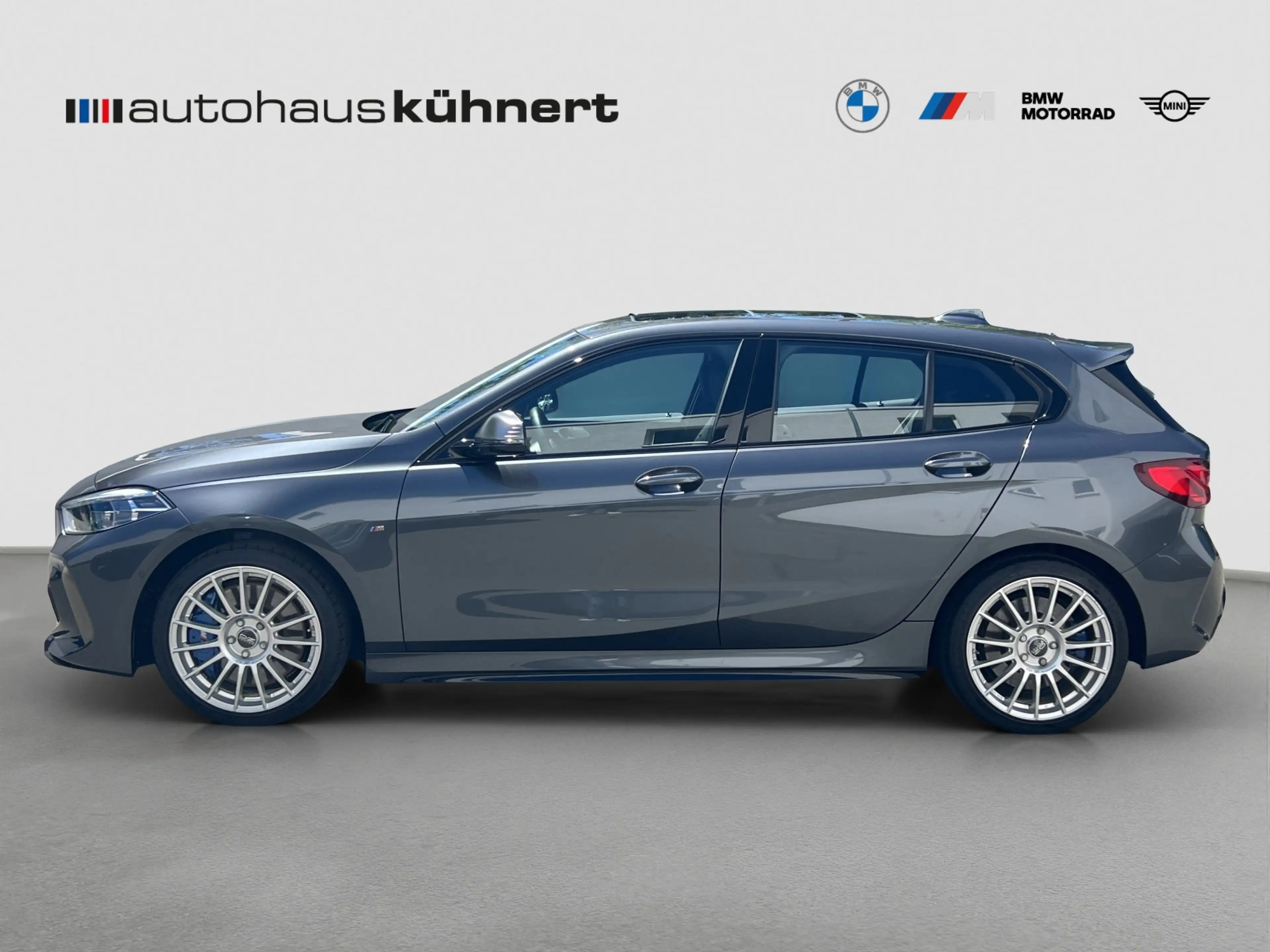 BMW M1 i xDrive ad. Fw. Apple PanoSD SpurAss Temp. — photo 4