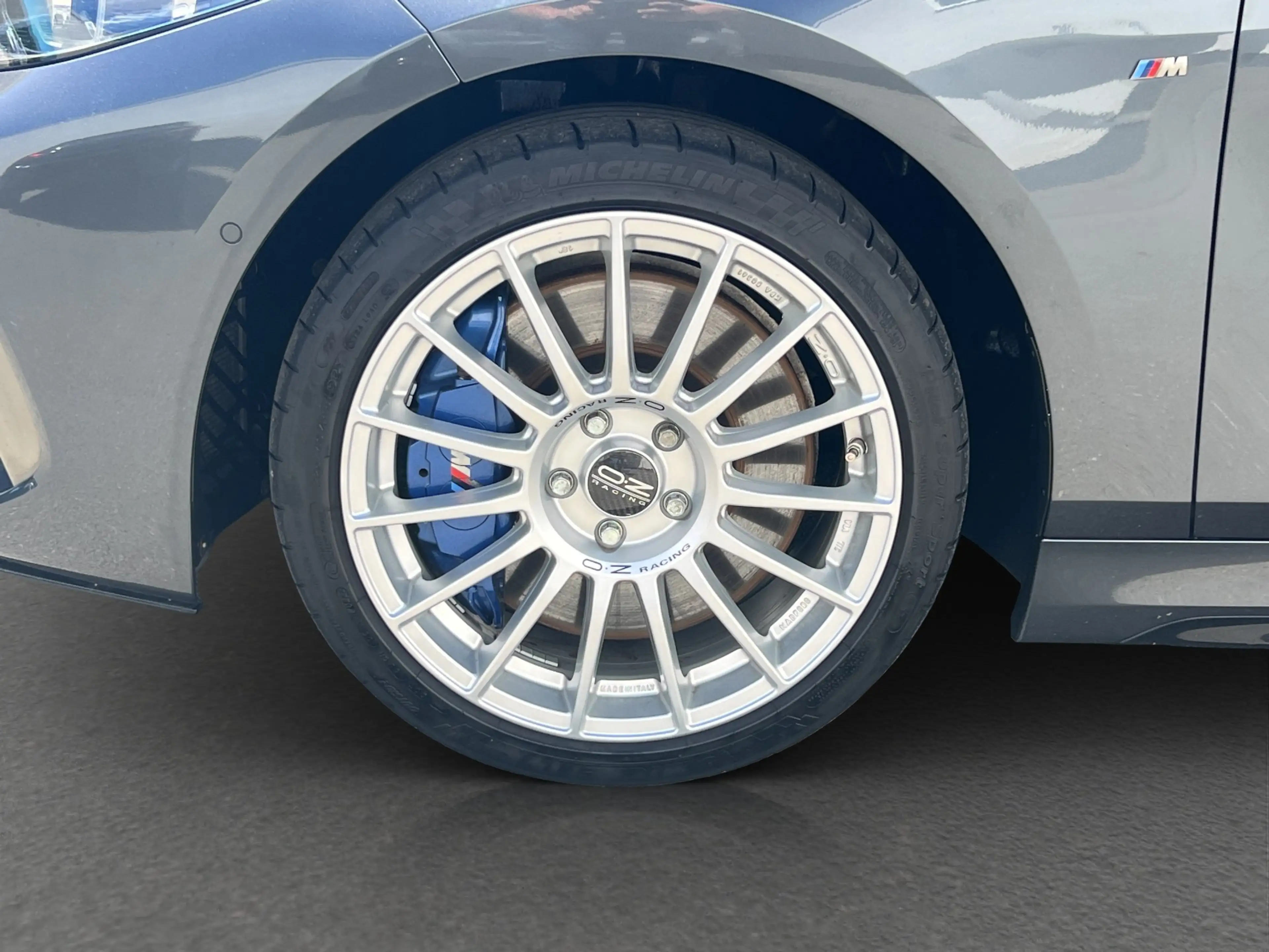 BMW M1 i xDrive ad. Fw. Apple PanoSD SpurAss Temp. — photo 17