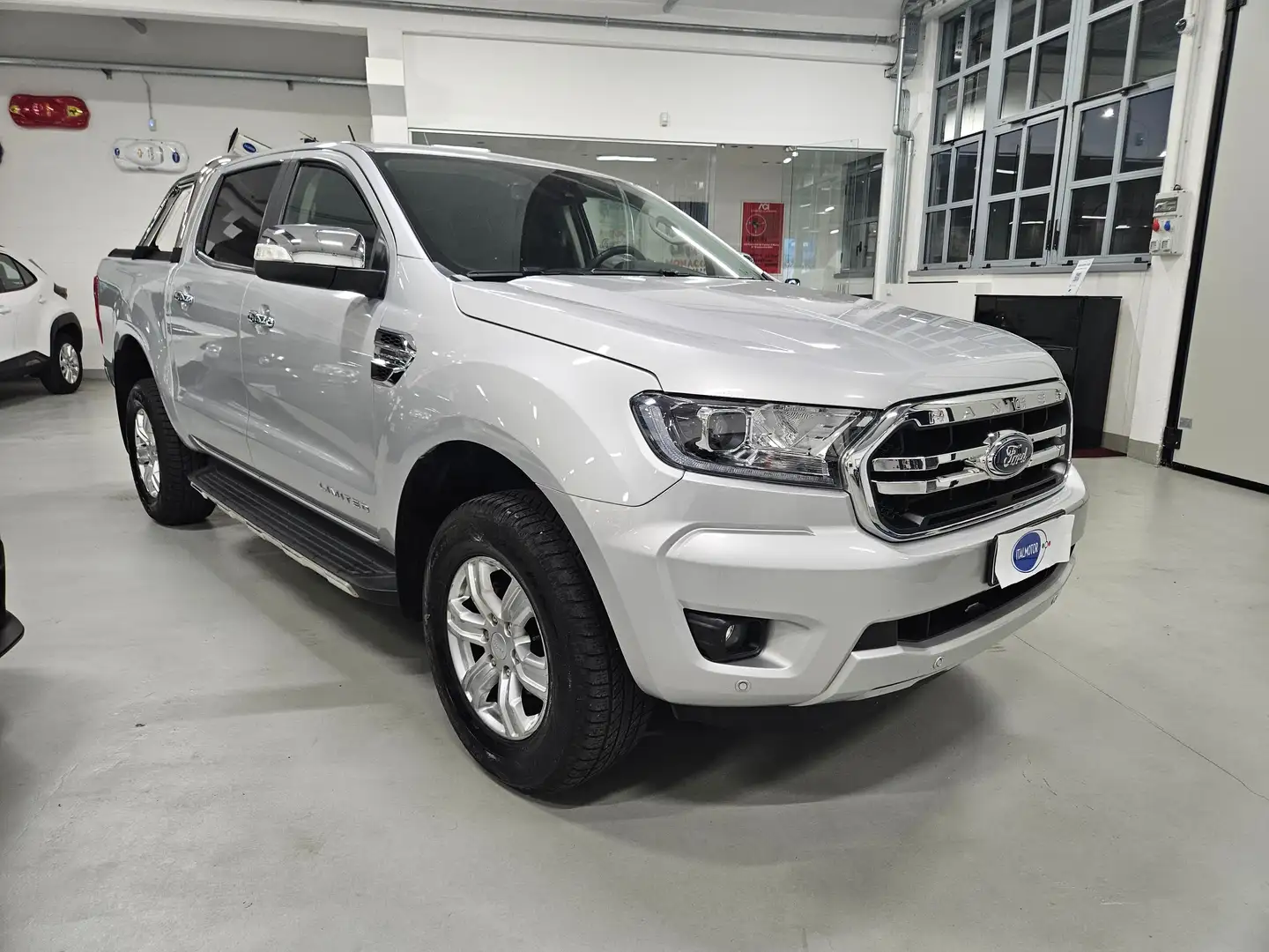 Ford Ranger RANGER 2.0 DOPPIA CABINA LIMITED 213CV AUTO Argent - 1