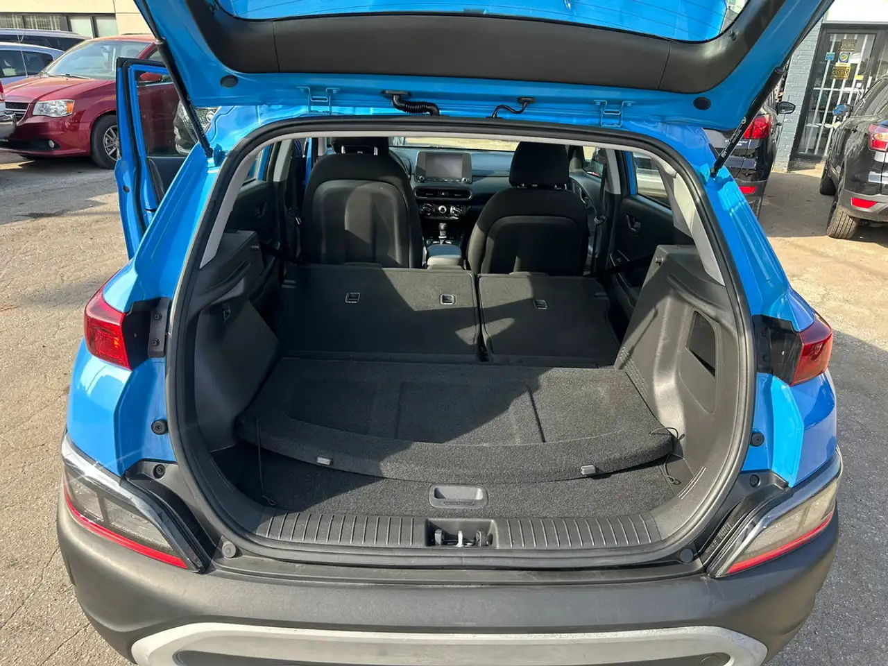 Hyundai KONA снимка Hyundai KONA