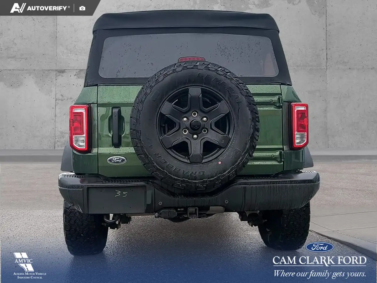 Ford Bronco photo Ford Bronco
