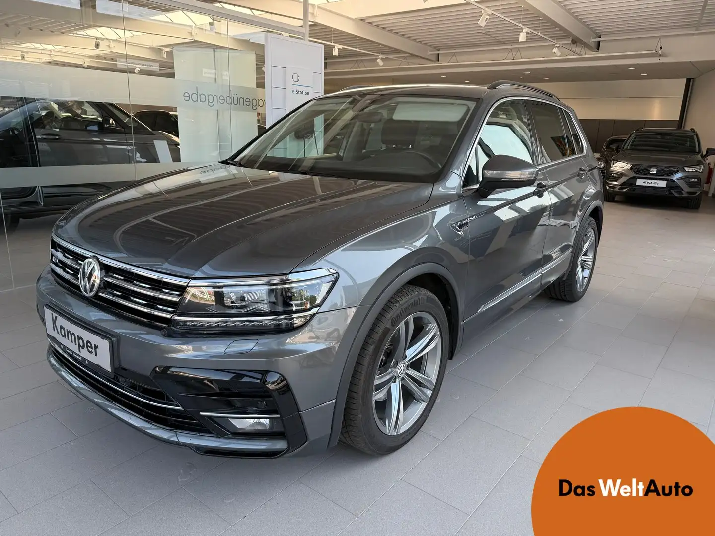 Volkswagen Tiguan Comfortline TSI Gris - 1