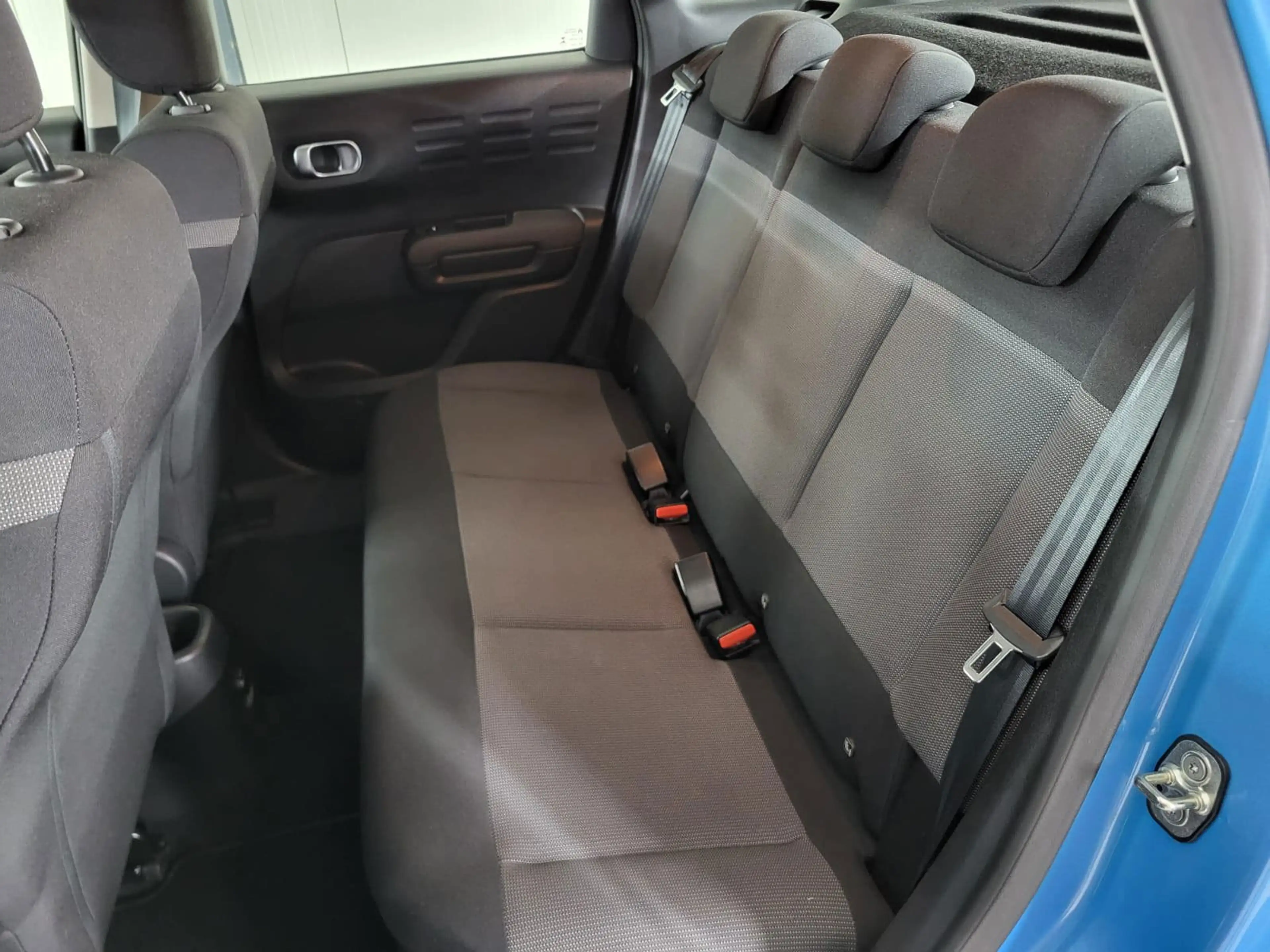 Citroen C3 Aircross 1.2 PureTech S&S Feel — photo 9