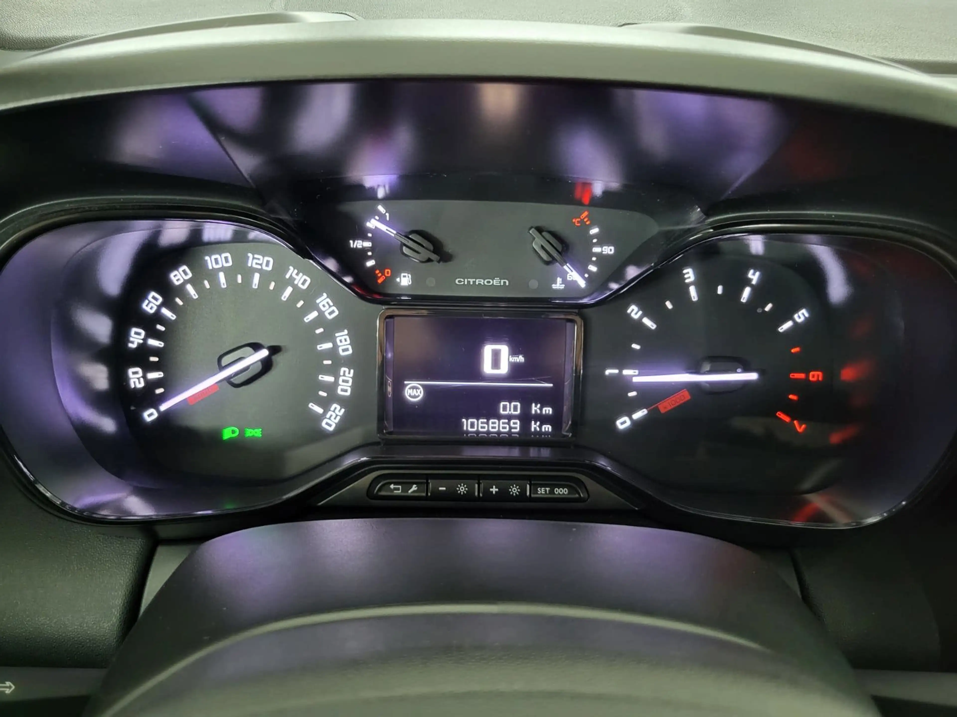 Citroen C3 Aircross 1.2 PureTech S&S Feel — photo 11