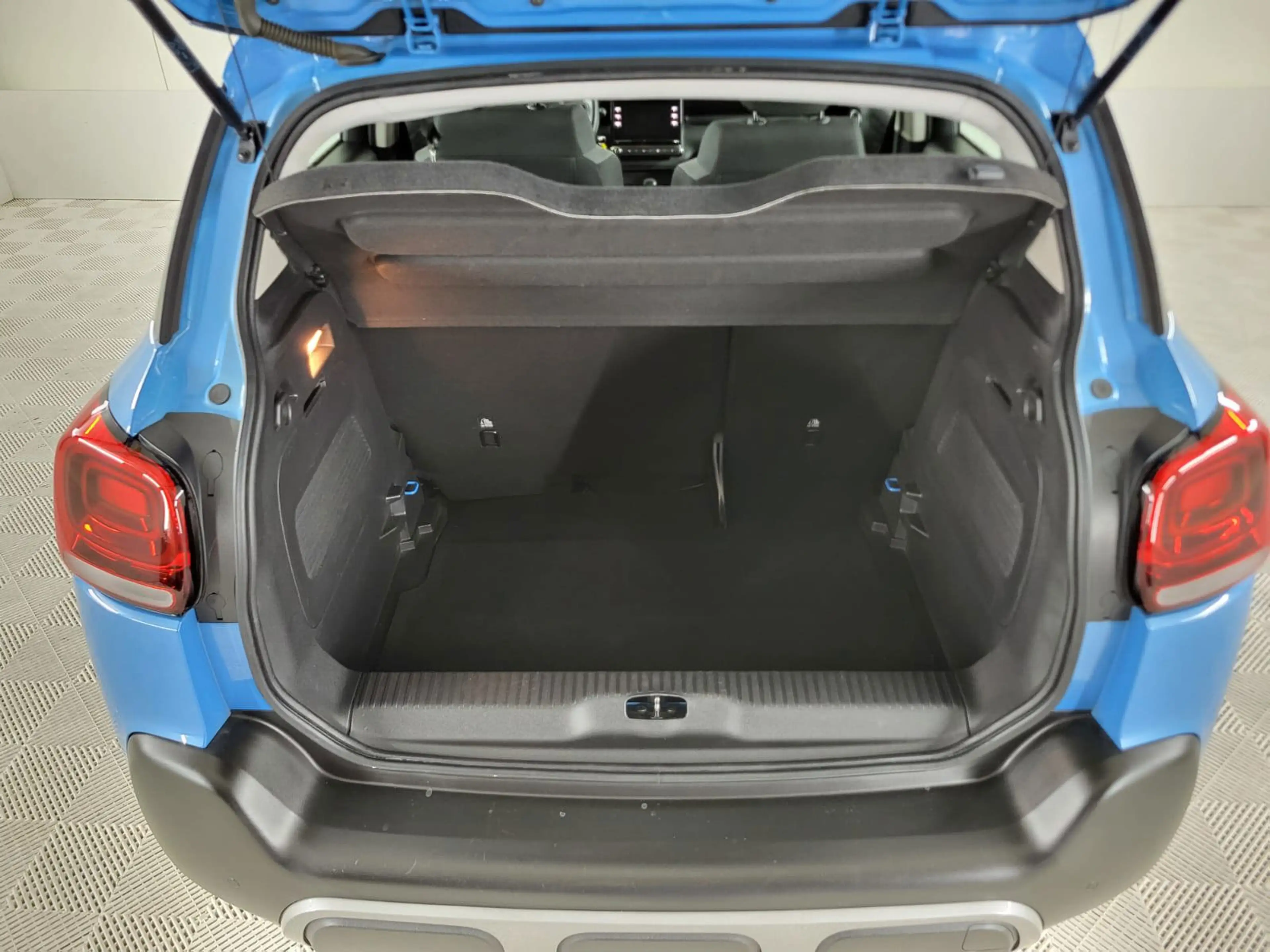 Citroen C3 Aircross 1.2 PureTech S&S Feel — photo 10